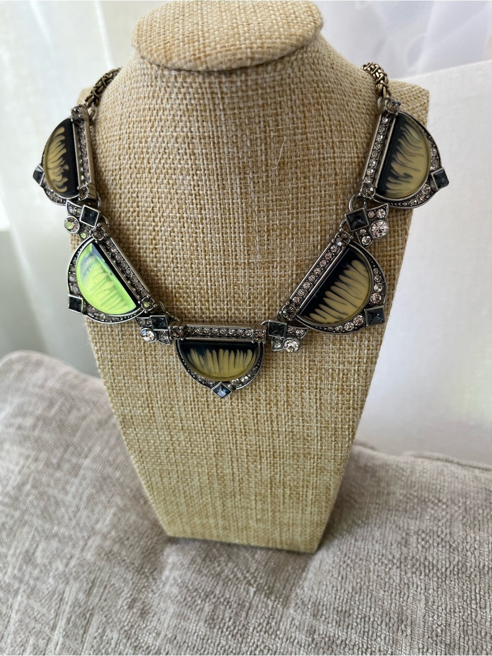 Chloe + Isabel Serengeti Necklace, EUC